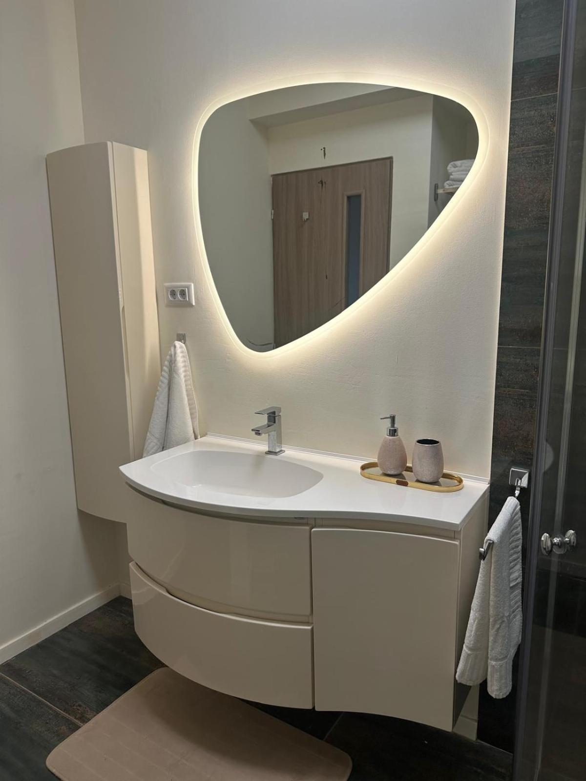 Sea View Luxury Apartament 那沃达利 外观 照片
